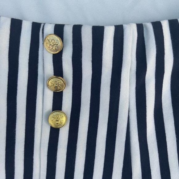 Forever 21 Women's Striped Nautical Shorts Elastic Waist Cream/Navy Size M - Picture 4 of 8